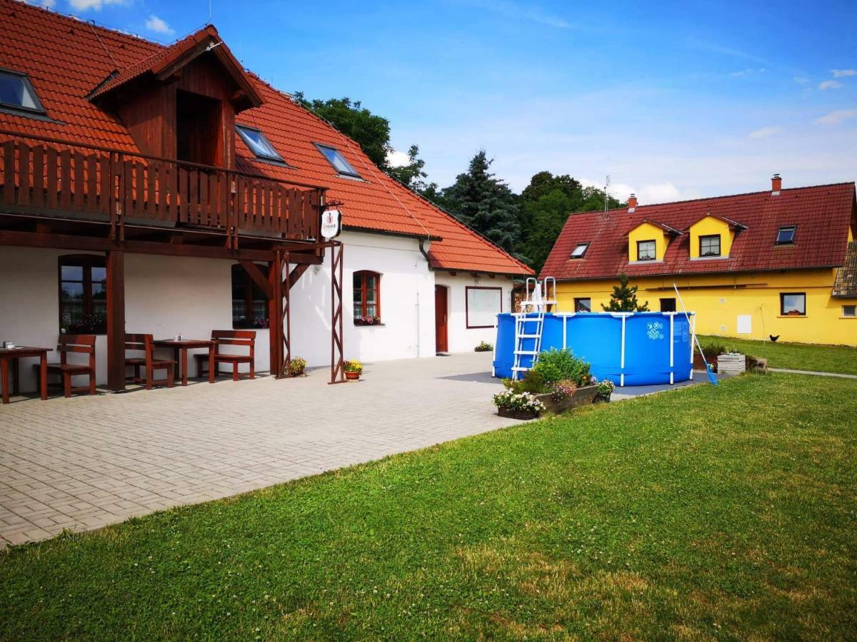 Penzion U Farmáře Chotoviny Kültér fotó